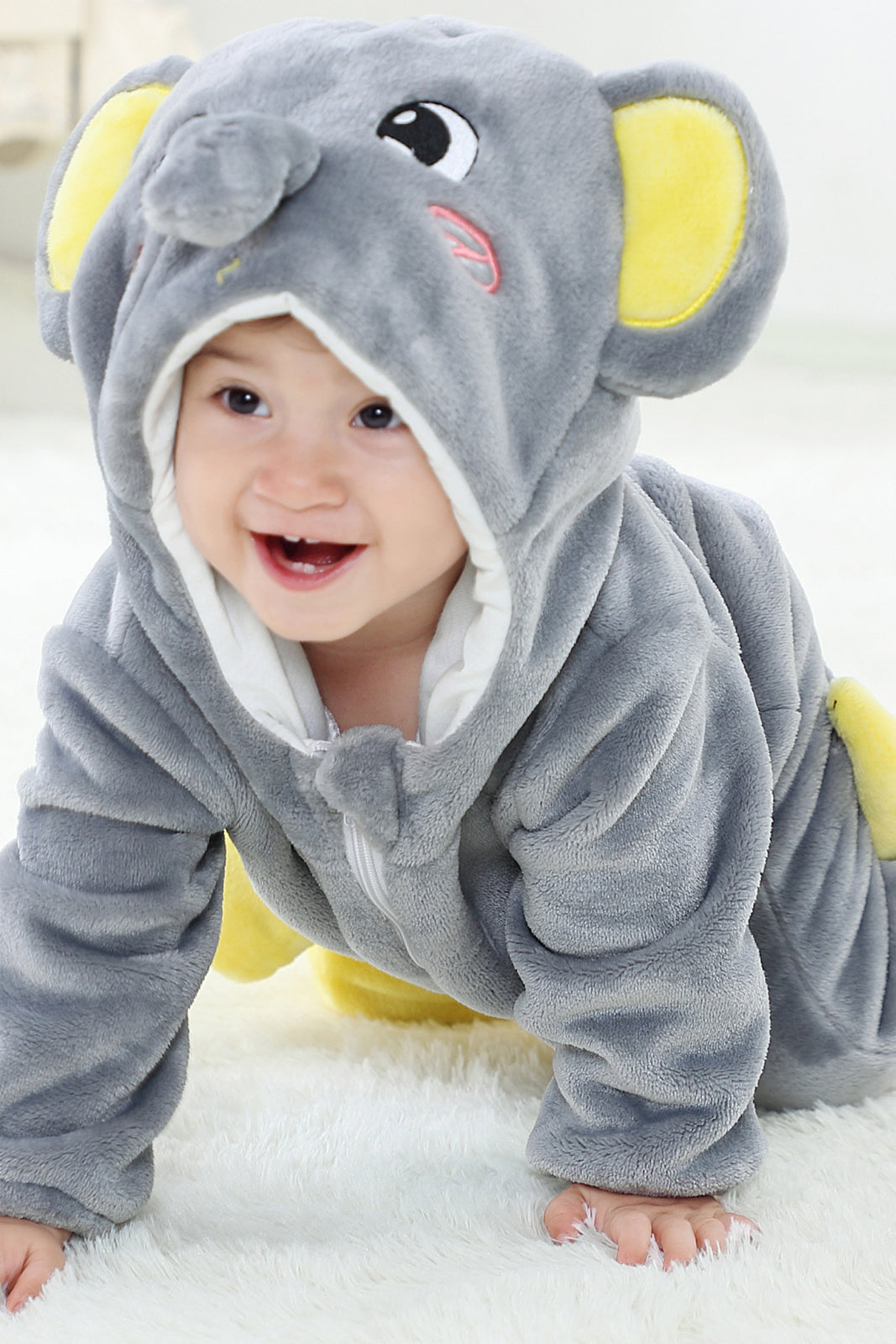 Pijama kigurumi pentru bebelusi tip salopeta din material moale si pufos CLD149-189