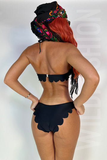 Costum de baie in 2 piese model cu volanase SW2259-1