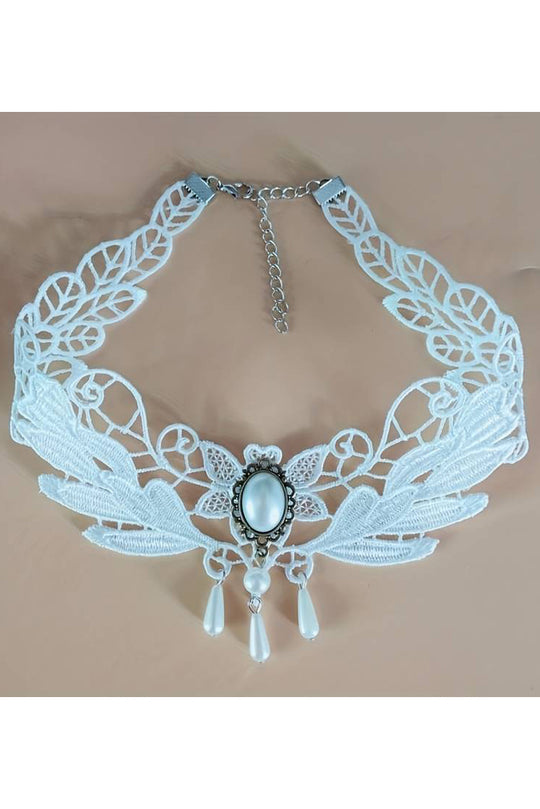 AC271-2 Colier din dantela alba in stil european, accesorizat cu bros si margele