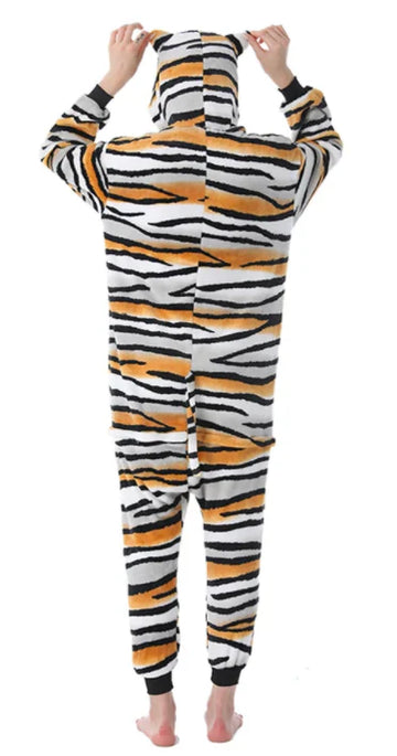 Pijama intreaga model cu pisica colorata PJM183-82