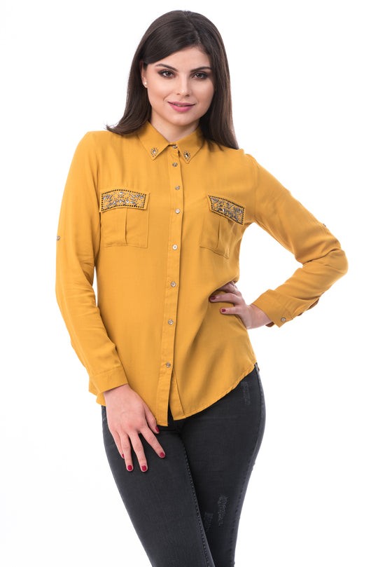 Camasa galbena cu maneci lungi si buzunare cu aplicatii in dreptul pieptului B575-991