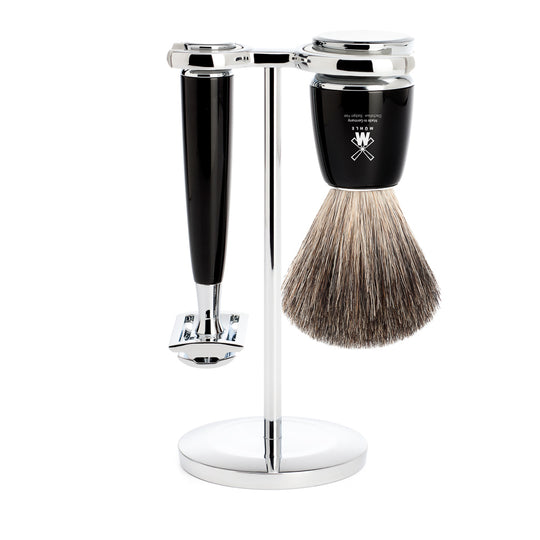 Set de barbierit cu aparat de ras clasic si pamatuf Pure Badger cu par de bursuc si maner de rasina premium S 81 M 226 SR
