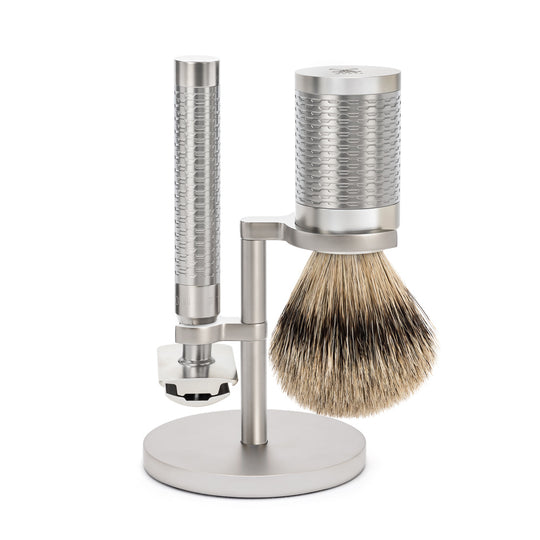 Set de barbierit cu aparat de ras clasic si pamatuf Silvertip Badger cu par de bursuc Muehle Rocca S 091 M 94 SR