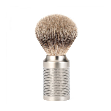 Pamatuf Silvertip Badger cu par de bursuc si maner de otel Muehle Rocca 091M94