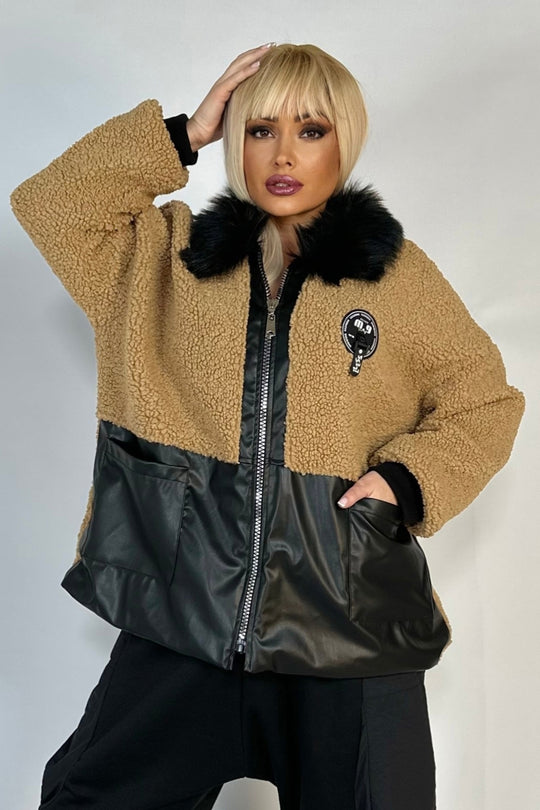 Geaca casual din blanita creata si piele ecologica accesorizata cu blana sintetica la guler C795-8