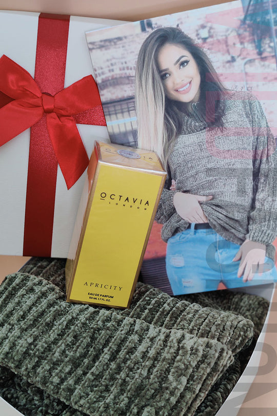 CAD38-120 Cadou -  bluza de iarna si parfum