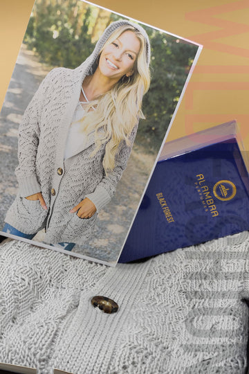 CAD42-18 Cadou - cardigan tricotat si parfum