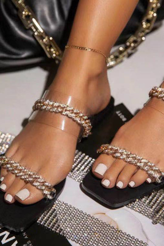 cu talpa plata si varf drept din piele ecologica Sandale