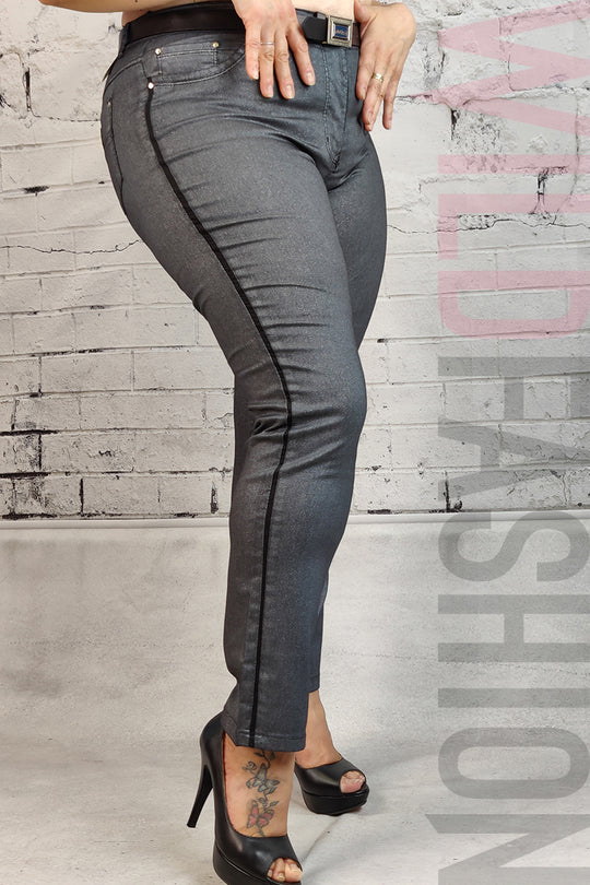 Blugi casual din material usor elastic cu sclipici auriu F840-61