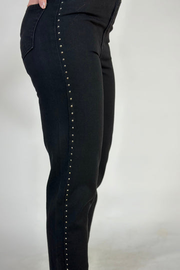 Blugi casual cu talie inalta din denim negru accesorizati cu strasuri in fata F916A-1