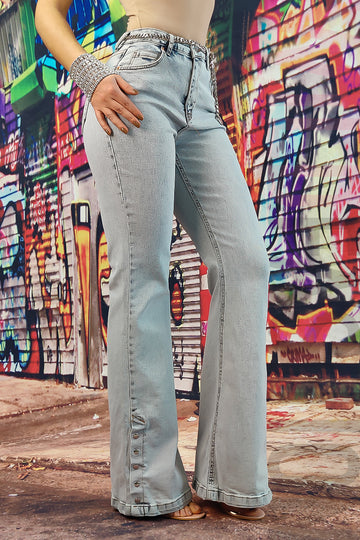 Blugi evazati cu talie inalta si capse la glezne F929-4442