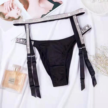 Portjartiera kinky cu 4 jartiere din benzi elastice accesorizate cu strasuri GS1281-1