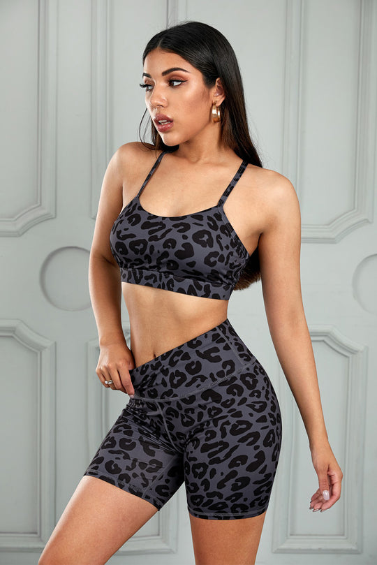 Compleu sport/casual din top si pantaloni scurti model leopard H719-61