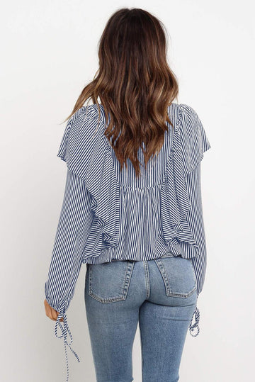 Bluza eleganta accesorizata cu volanase M575-441