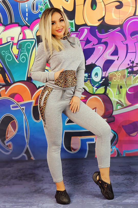 Compleu format din pantaloni si bluza cu model animal print P563RR-18