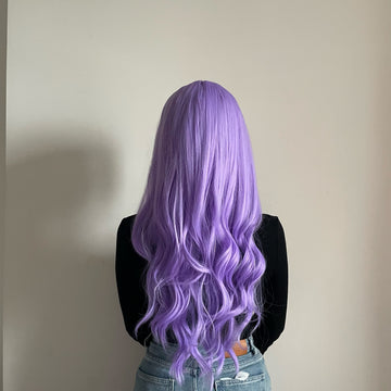 Peruca cu par lung mov, breton si usoare onduleuri la varfuri PER105-110