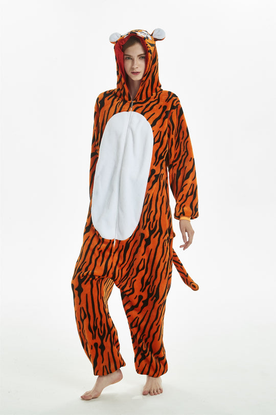 Pijama pufoasa intreaga cu model tigru PJM143-8