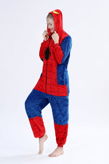 Pijama pufoasa intreaga cu model Spiderman PJM187-34