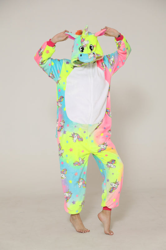 Pijama pufoasa kigurumi tip salopeta cu model MAGICAL UNICORN PJM251-100