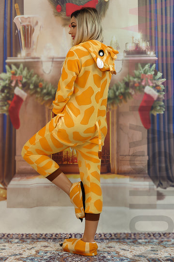 Set pijama kigurumi model girafa si papuci de casa pufosi PJS205-99