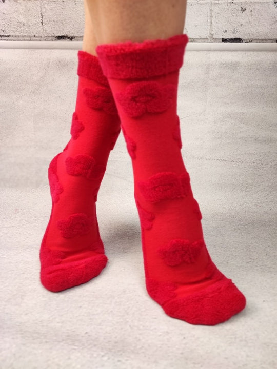 Sosete medii din material flausat model cu flori STK432-55