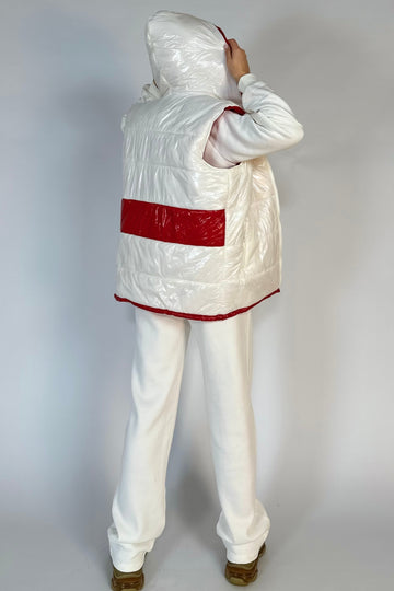 Compleu casual alcatuit din vesta cu material lucios si trening fashion OVERSIZE V623-23