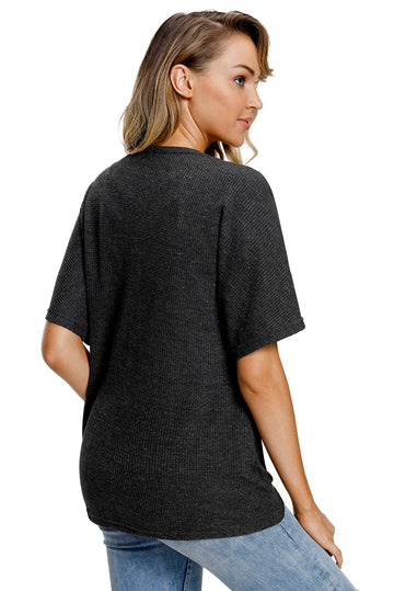 Bluza cu maneci scurte decolteu in V si prindere cu nasturi V669-1