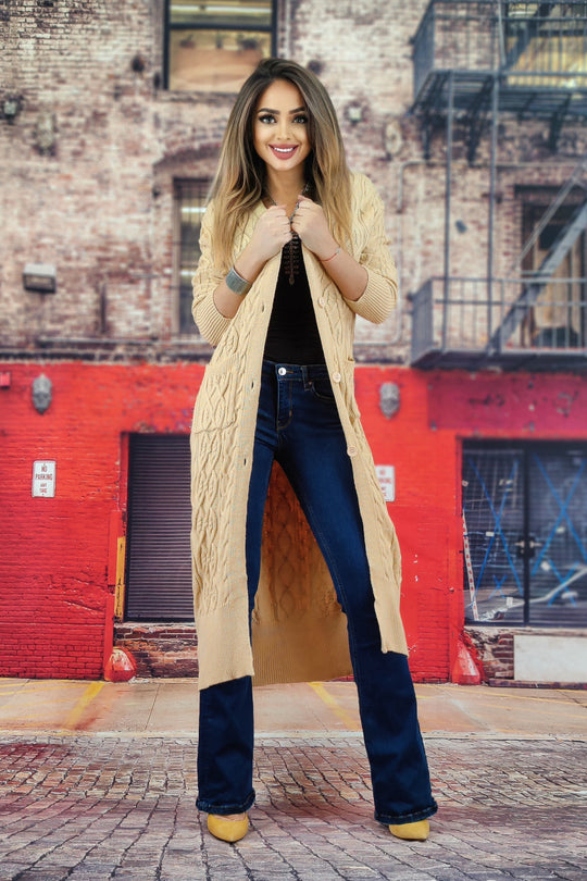 Cardigan lung model tricotat accesorizat cu nasturi si buzunare A570-155