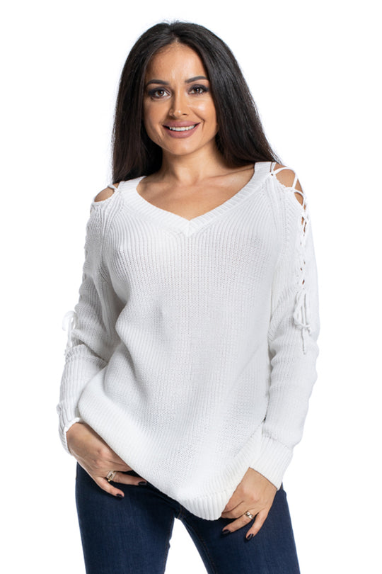 Pulover tricotat cu decolteu in V si decupaje pe umeri accesorizate cu snur BL965-2