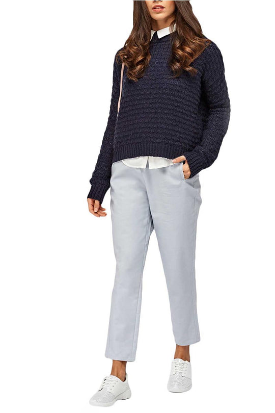 Pantaloni gri casual stil tigareta cu buzunare in fata CL734-18