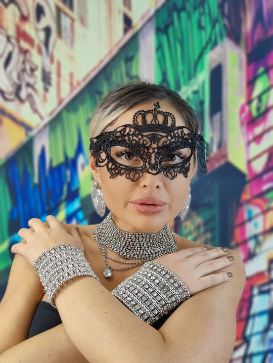 MSK70-1 Masca de carnaval din broderie  model Queen