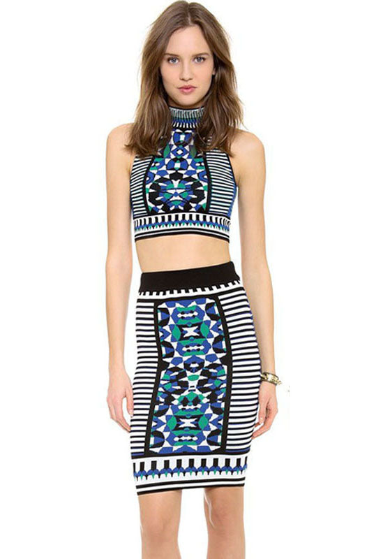 Compleu de vara cu model din top scurt si fusta medie P384